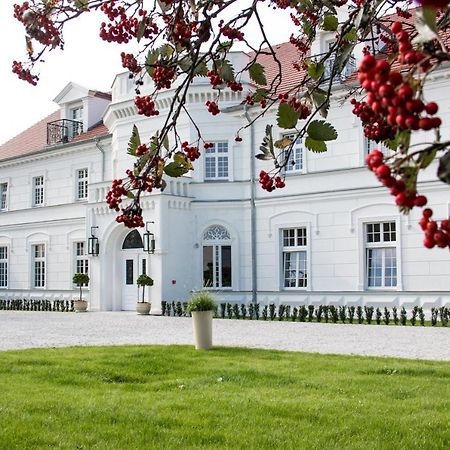 Palac Na Opieszynie Wrzesnia Ngoại thất bức ảnh